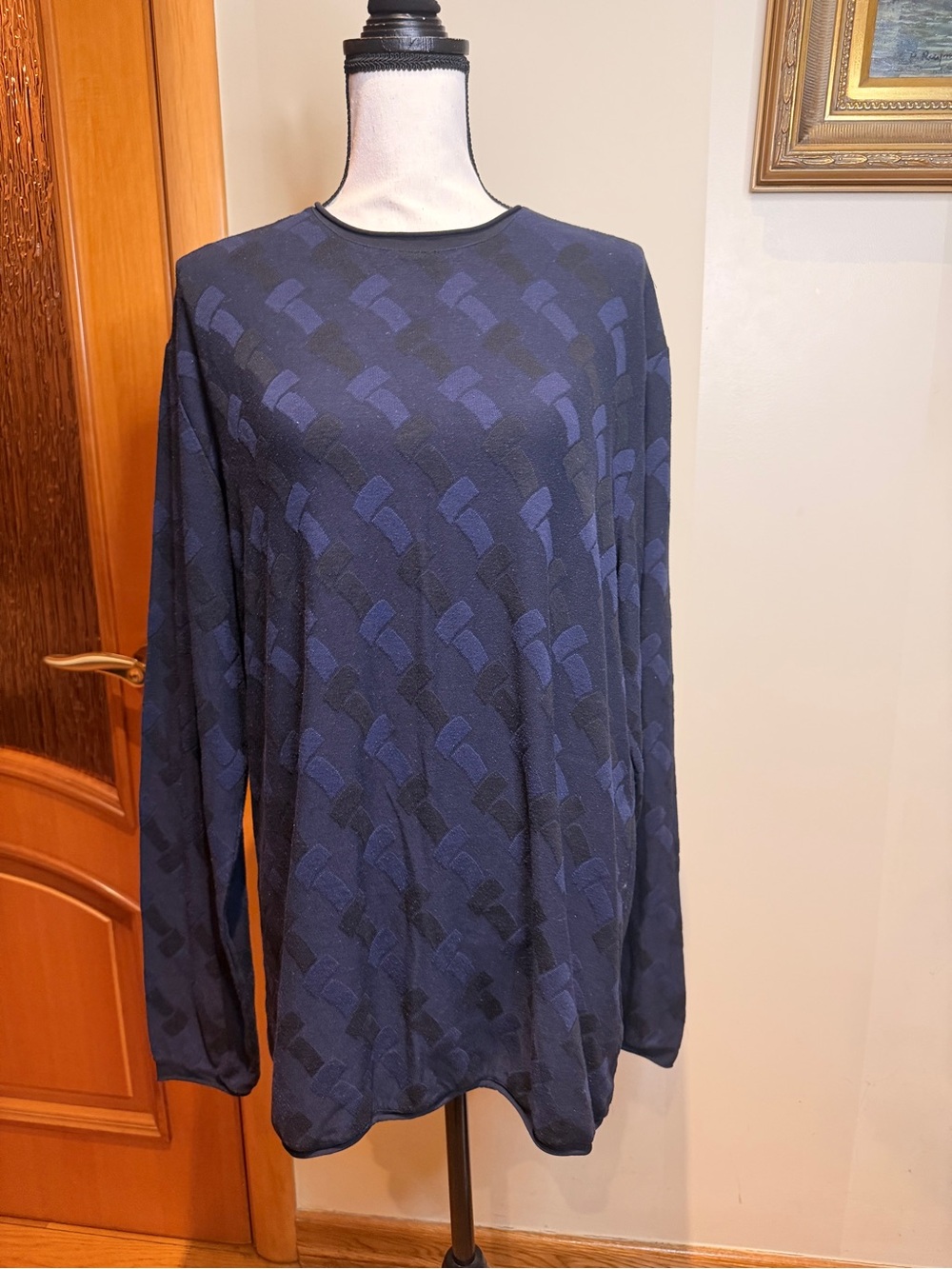 Armani Men's Navy and Black Long-Sleeve Patterned Shirt sweater Sz XL